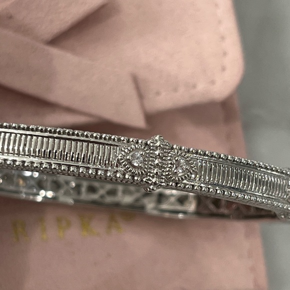 Judith Ripka Diamond Cuff and Diamond Hoops. Set. - Picture 13 of 16